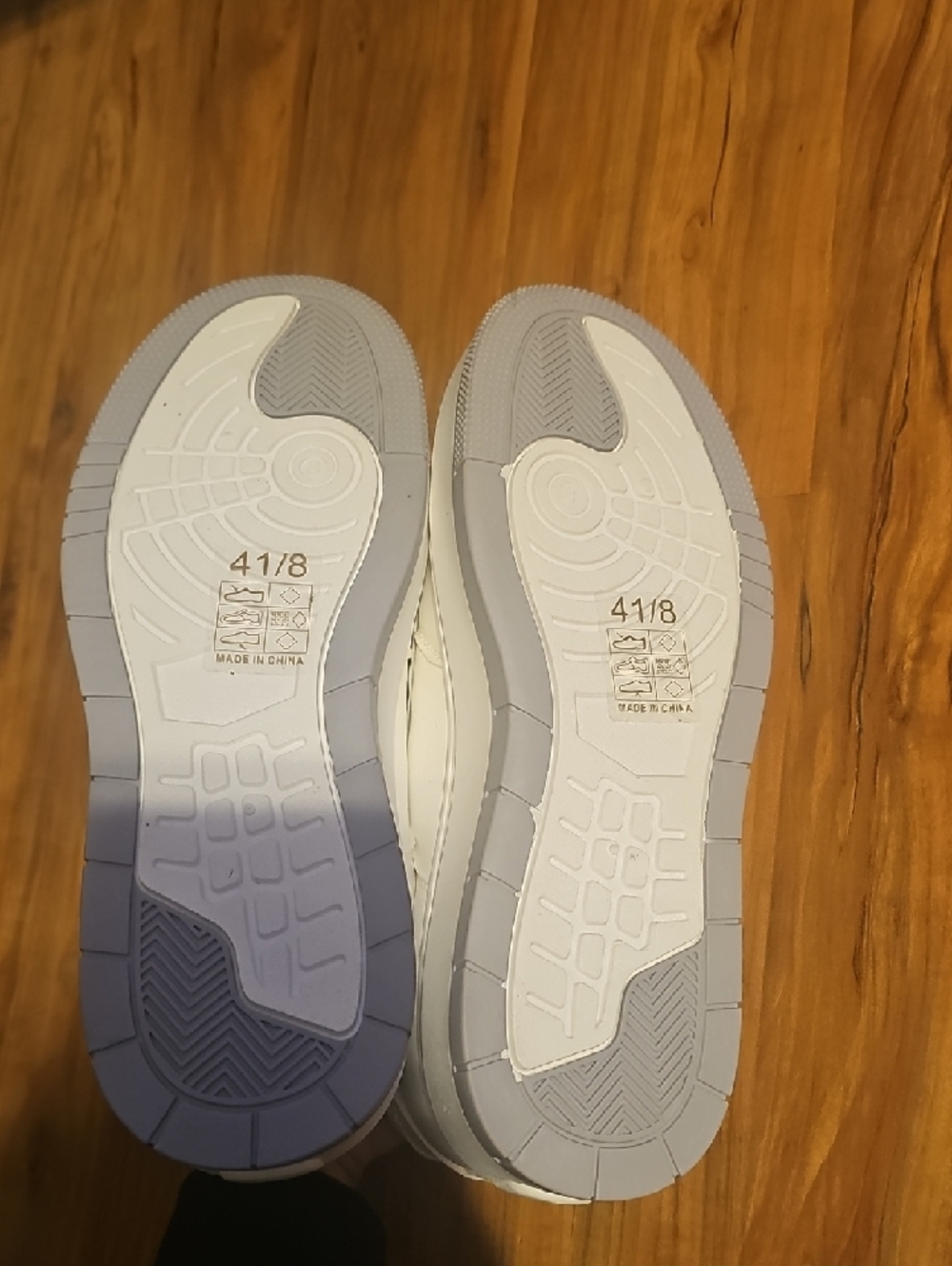 PrettyLittleThing White Platform Sneakers - Picture 4 of 4